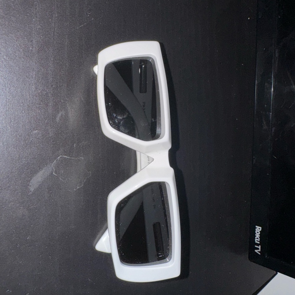 Sunglasses - Picture 6 of 6